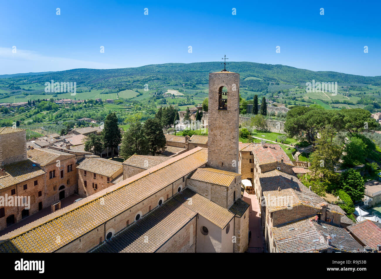 Vista panoramica di San Gimignano da una delle torri. Toscana, Italia. Foto Stock