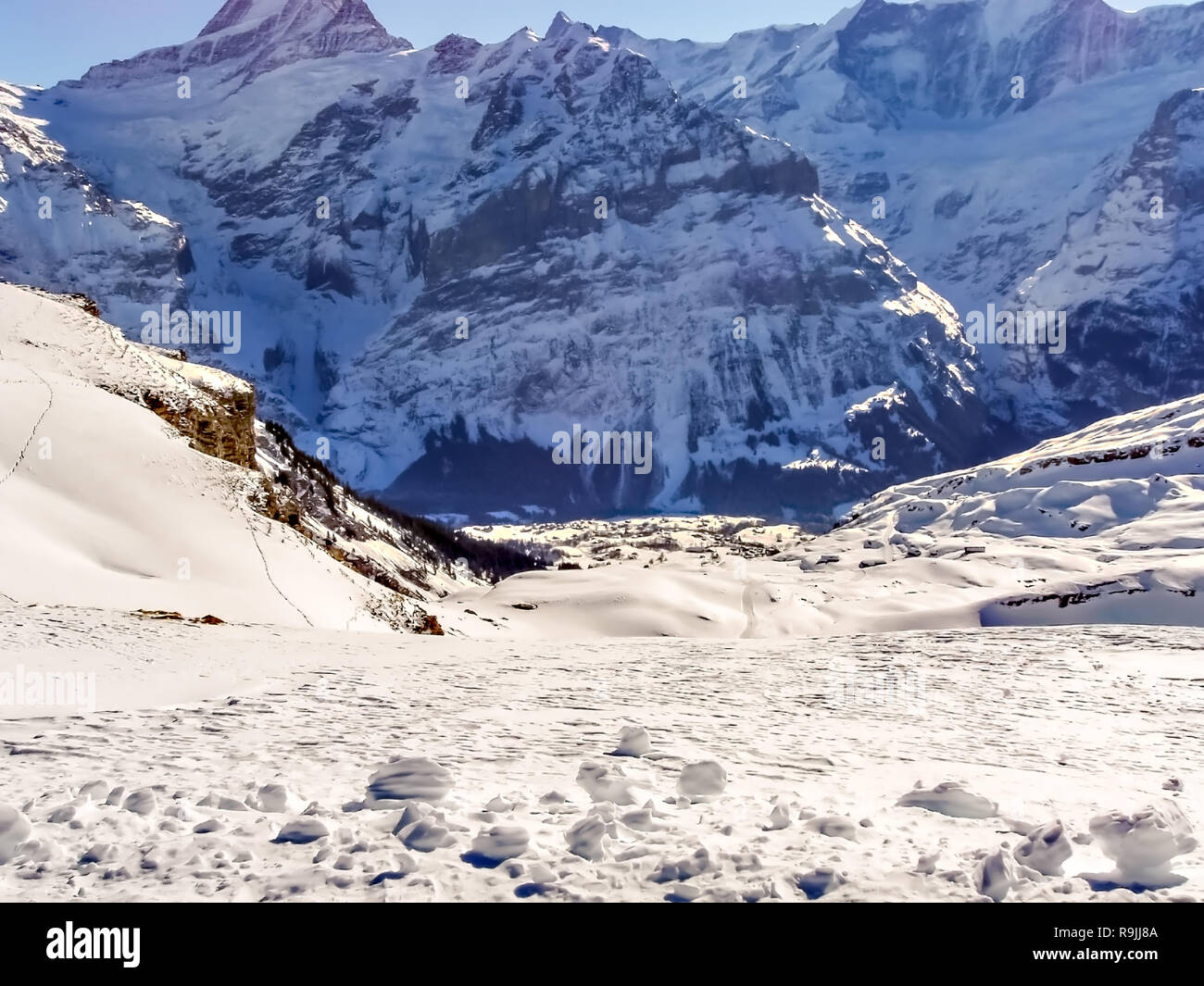 Grindelwald visto dalle Alpi tra primo e Faulhorn in Svizzera. Foto Stock