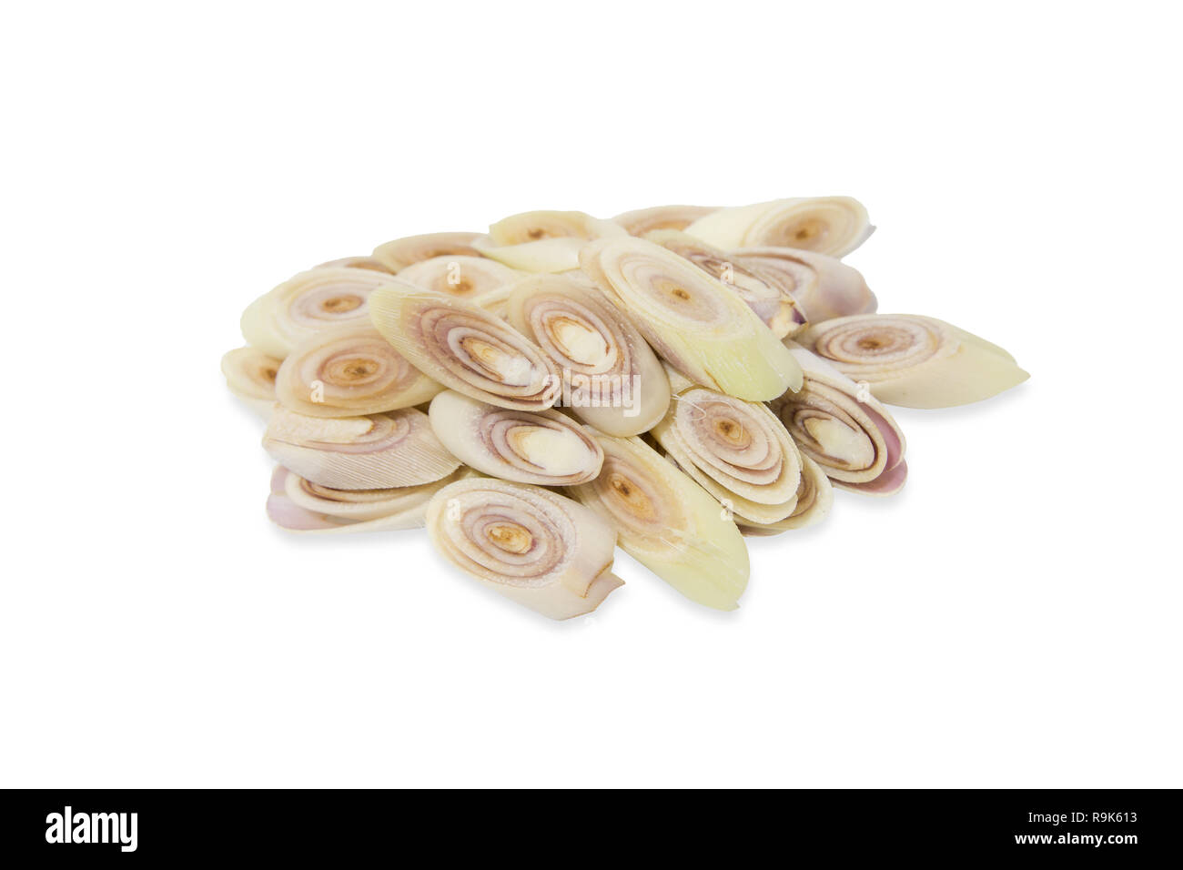 Erba di limone fette isolato su sfondo bianco con tracciato di ritaglio Foto Stock