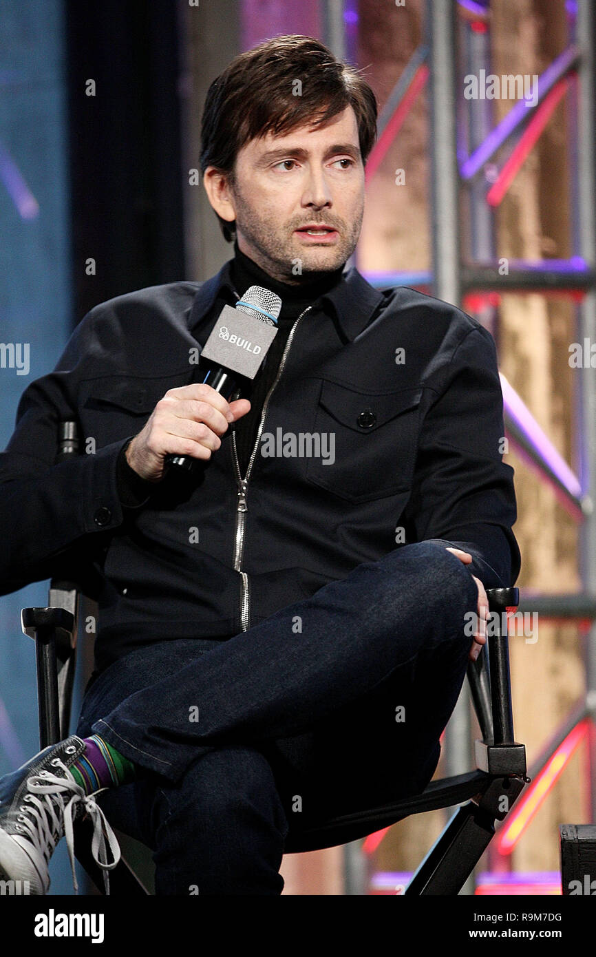 New York, NY / STATI UNITI D'America - 17 Novembre 2015: David Tennant a AOL di costruire la serie di altoparlanti a AOL Studios di New York. Foto Stock