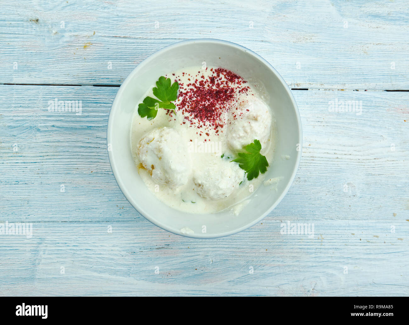 Goshtaba kashmir, cremosa polpette di carne di agnello, popolare piatto del Kashmir il cibo indiano Foto Stock