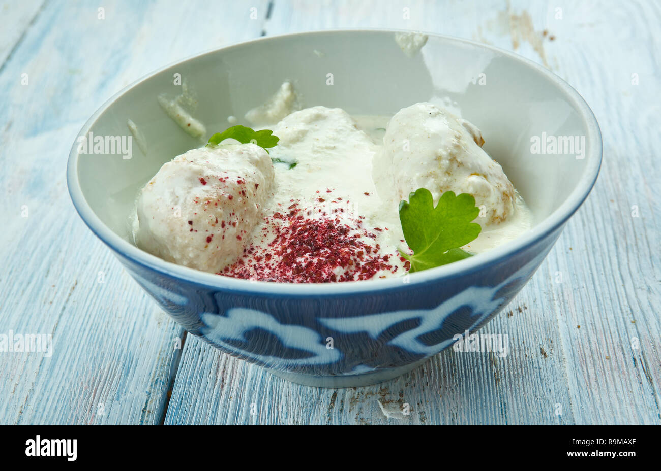Goshtaba kashmir, cremosa polpette di carne di agnello, popolare piatto del Kashmir il cibo indiano Foto Stock