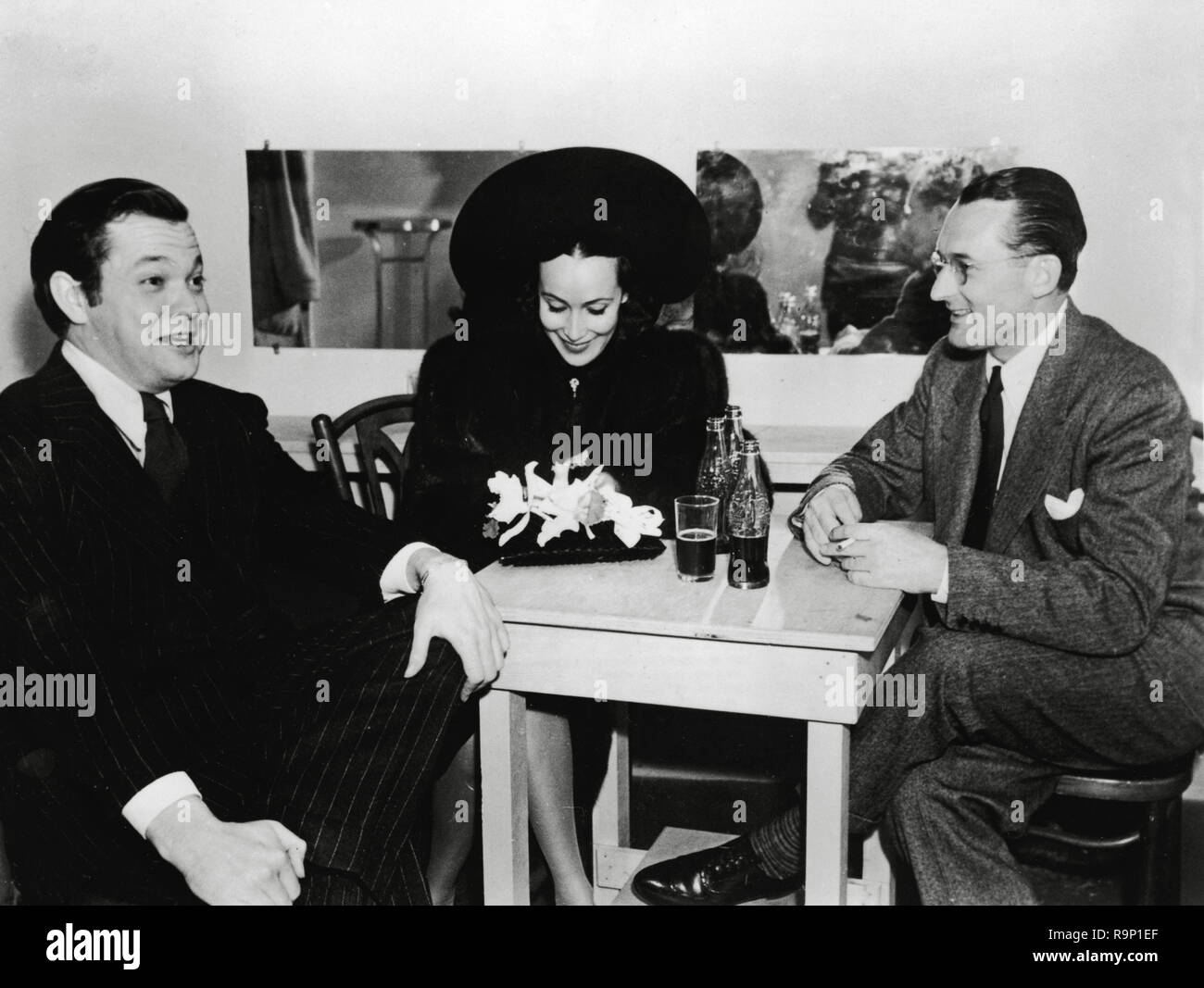 Orson Welles, Dolores Del Rio, Tommy Dorsey, 1938 circa Riferimento File # 33635 875THA Foto Stock