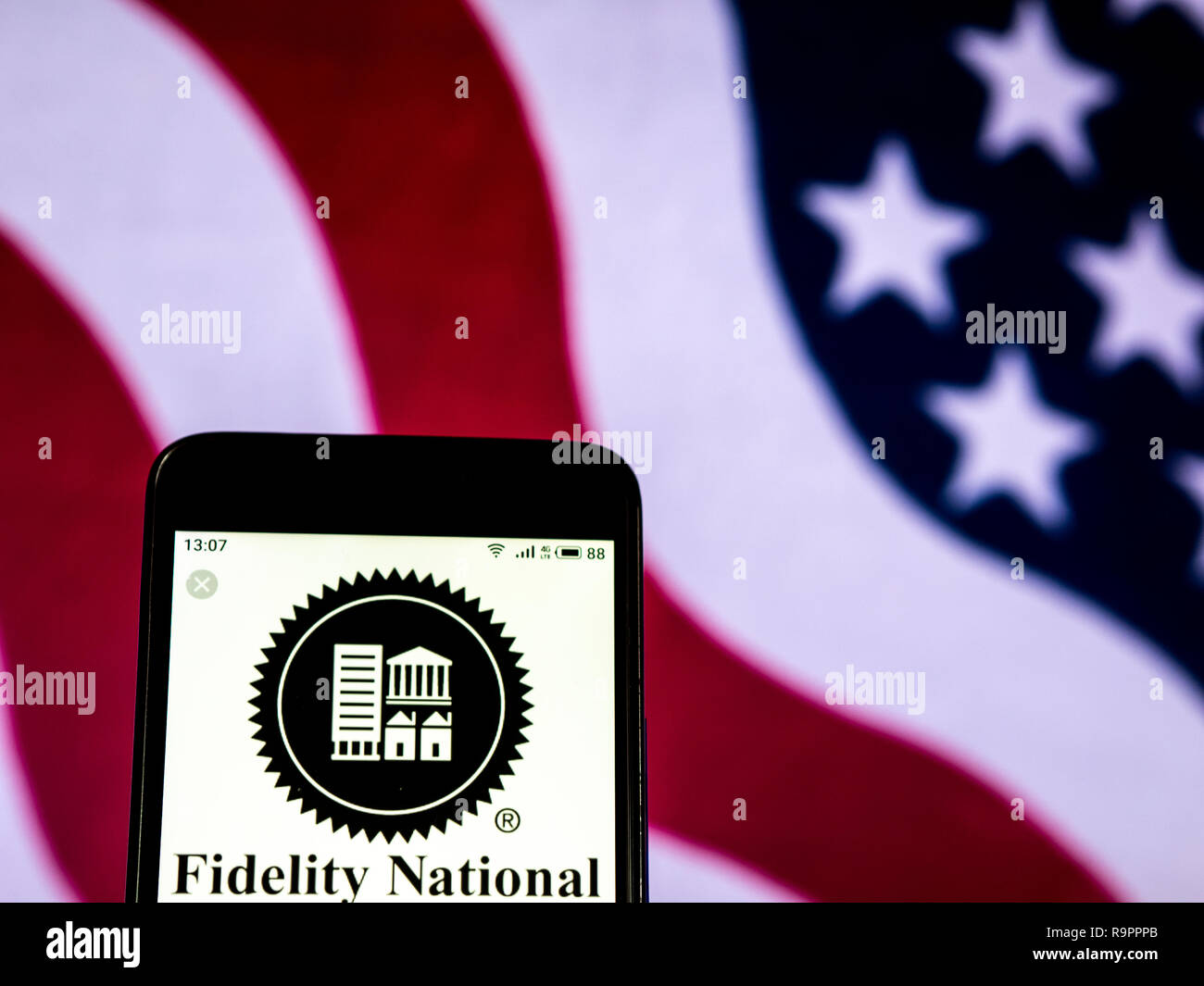 Fidelity National Financial titolo Insurance Company logo che si vede visualizzato sul telefono intelligente Foto Stock