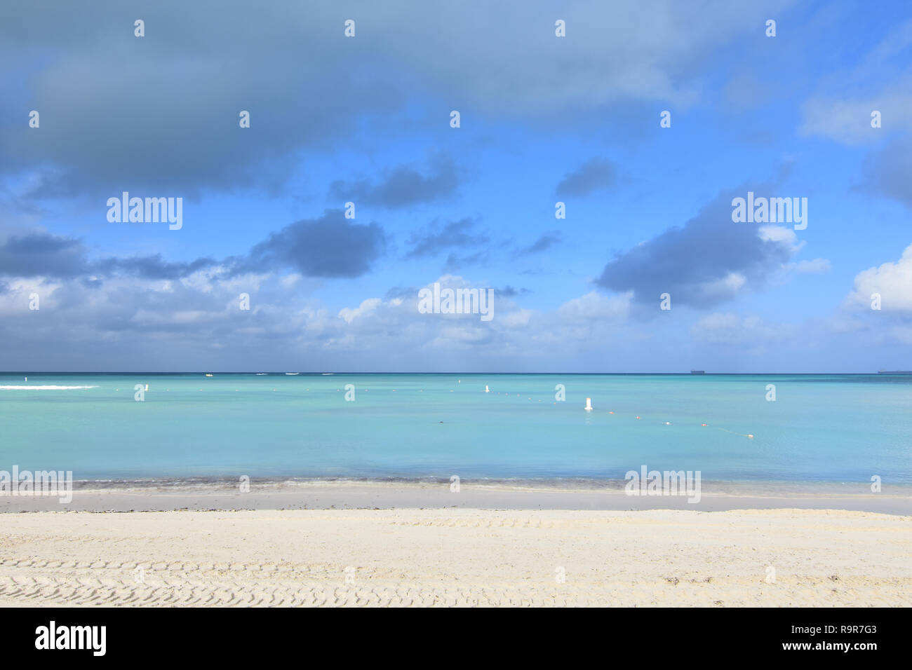 Bellissima costa di Palm Beach ad Aruba Foto Stock