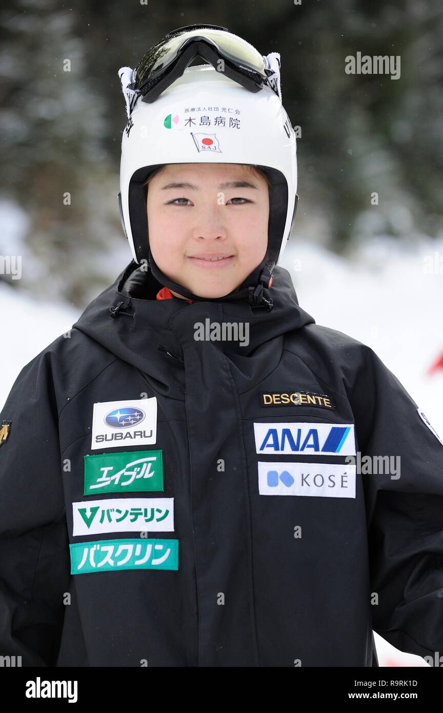 Kushiro, Hokkaido, Giappone. 27 Dic, 2018. Secondo posto Haruna Ishikawa del Giappone pone dopo la donna Slalom Gigante durante la 97tutto il Giappone Sci Alpino campionati ad Akan Lato Lago National Ski Area a Kushiro, Hokkaido, Giappone, Dicembre 27, 2018. Credito: Hiroyuki Sato/AFLO/Alamy Live News Foto Stock