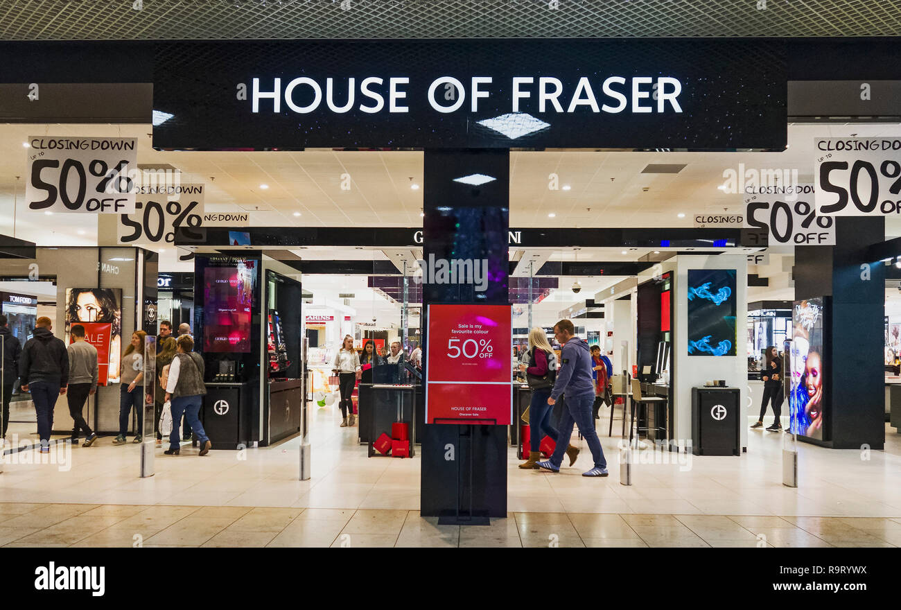 Gateshead, Tyne and Wear, Regno Unito. 28 dicembre, 2018. House of Fraser department store a Metrocentre si prepara per la chiusura dopo la presa in consegna da sport proprietario diretto Milke Ashley e il fallimento di rinegoziare il canone di affitto. Credito: Giuseppe Gallia/Alamy Live News Foto Stock