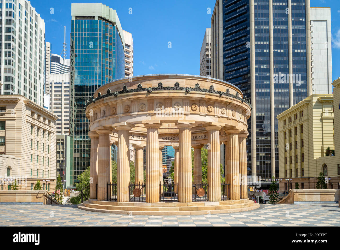 ANZAC Square e dalla stazione ferroviaria centrale, Brisbane Foto Stock