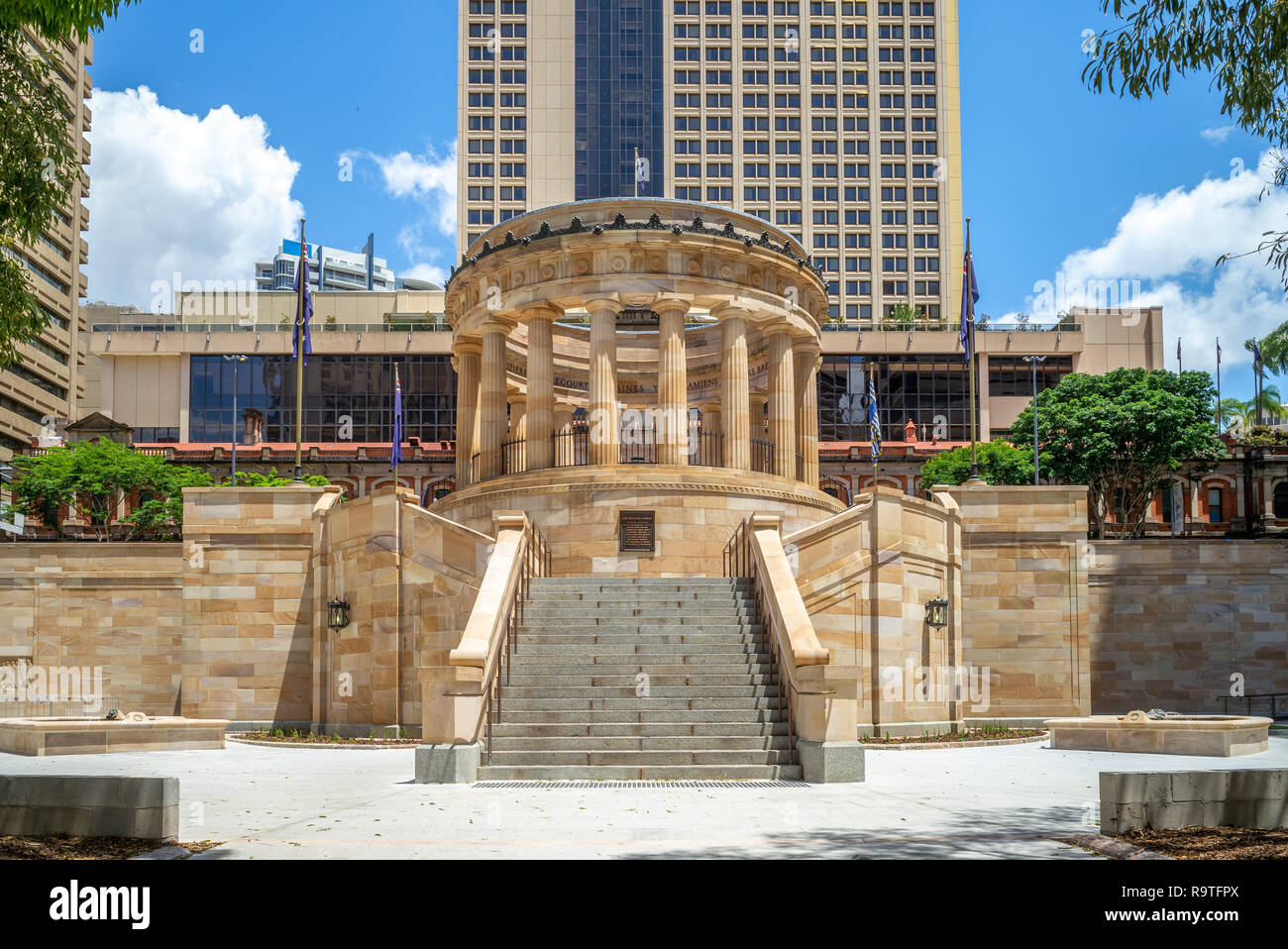 ANZAC Square e dalla stazione ferroviaria centrale, Brisbane Foto Stock