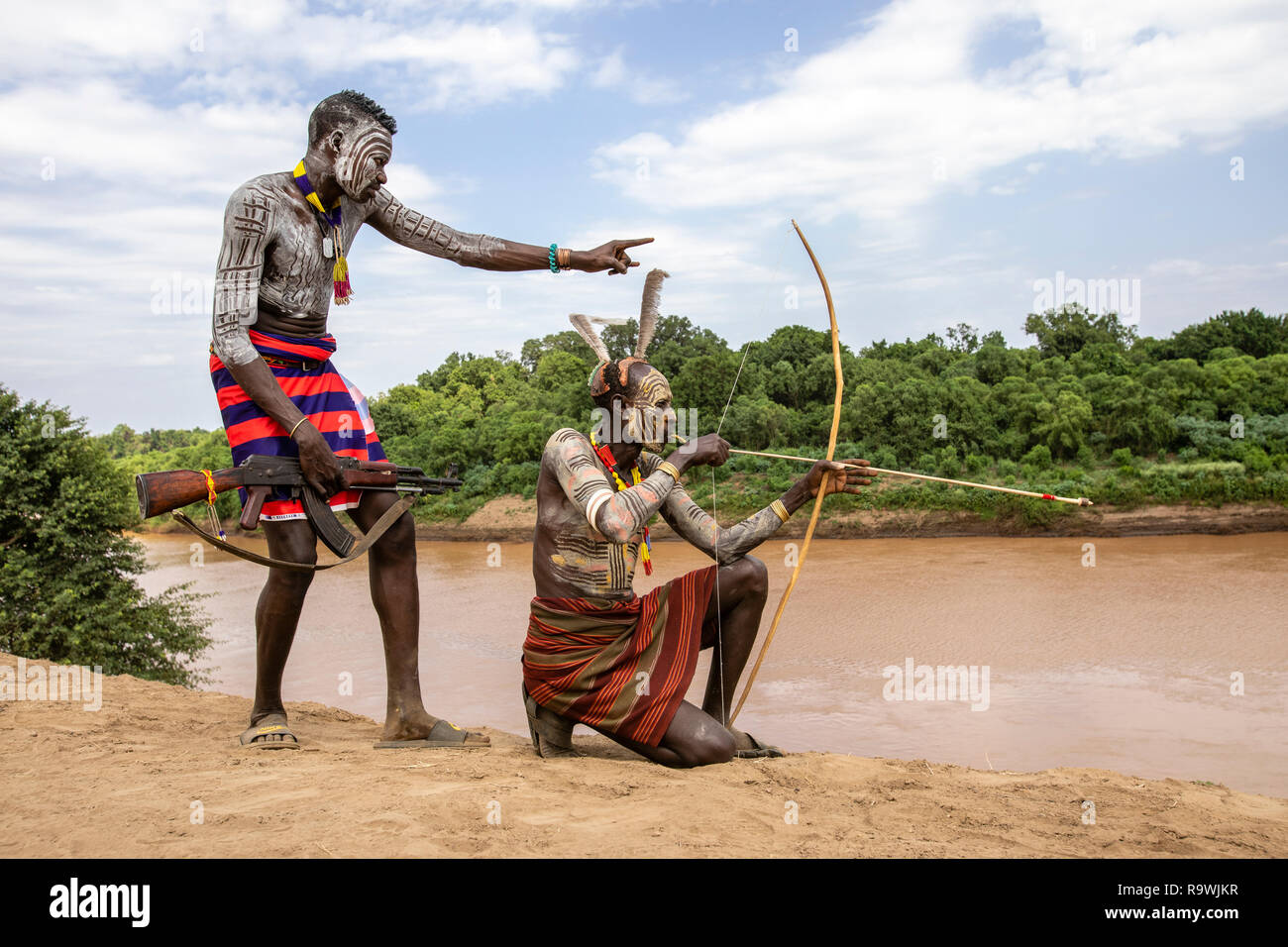 Kara tribù da Dus villaggio della valle dell'Omo, Etiopia Foto Stock