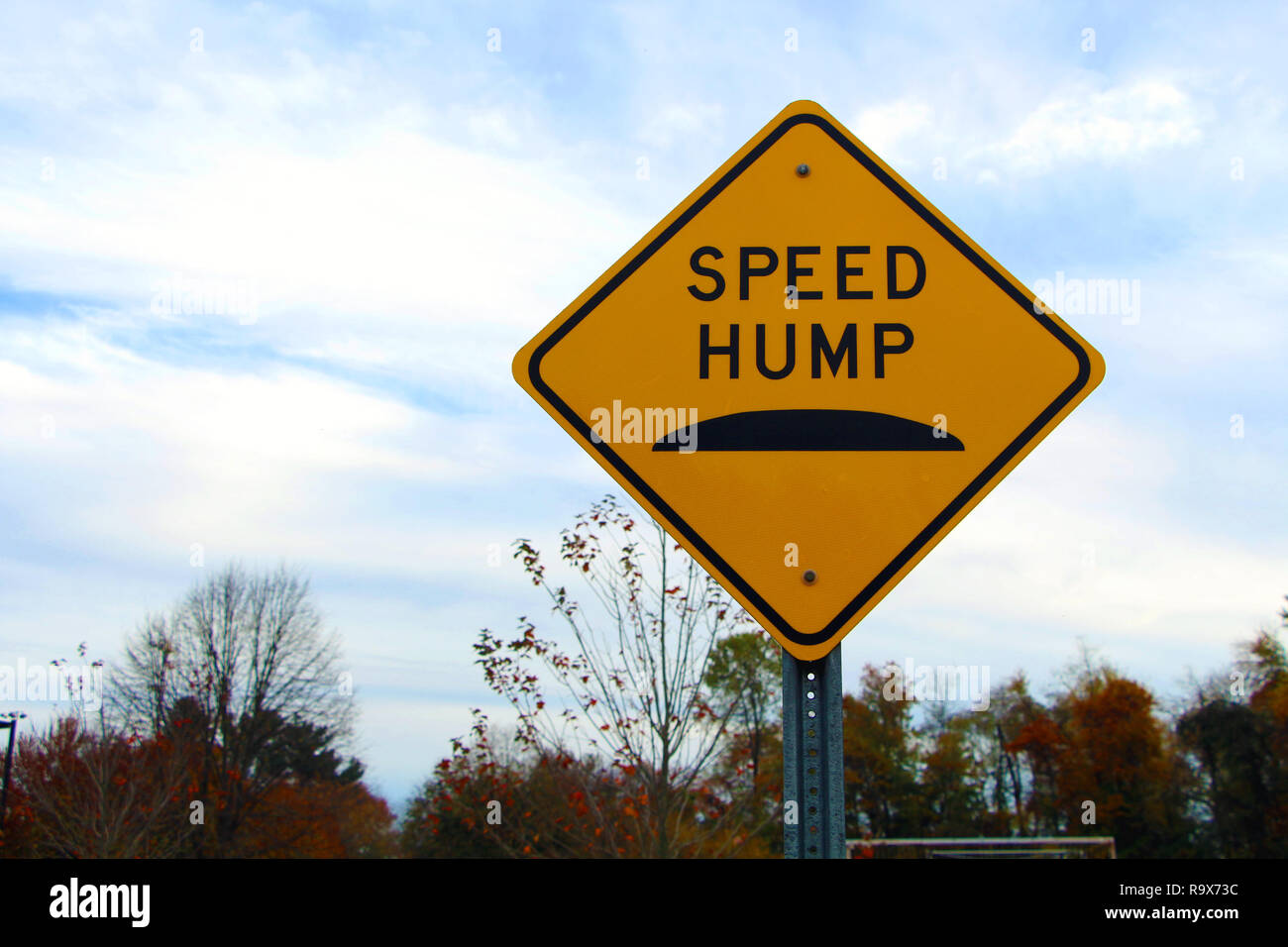 Speed Bump firmare in un parco Foto Stock