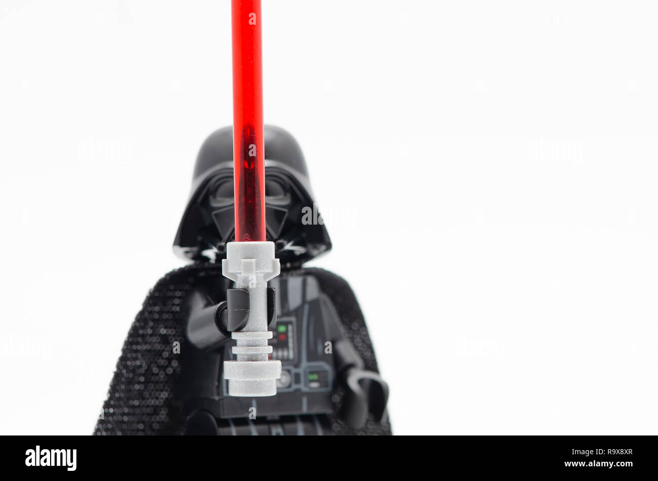 Lego Darth Vader azienda light saber Foto Stock