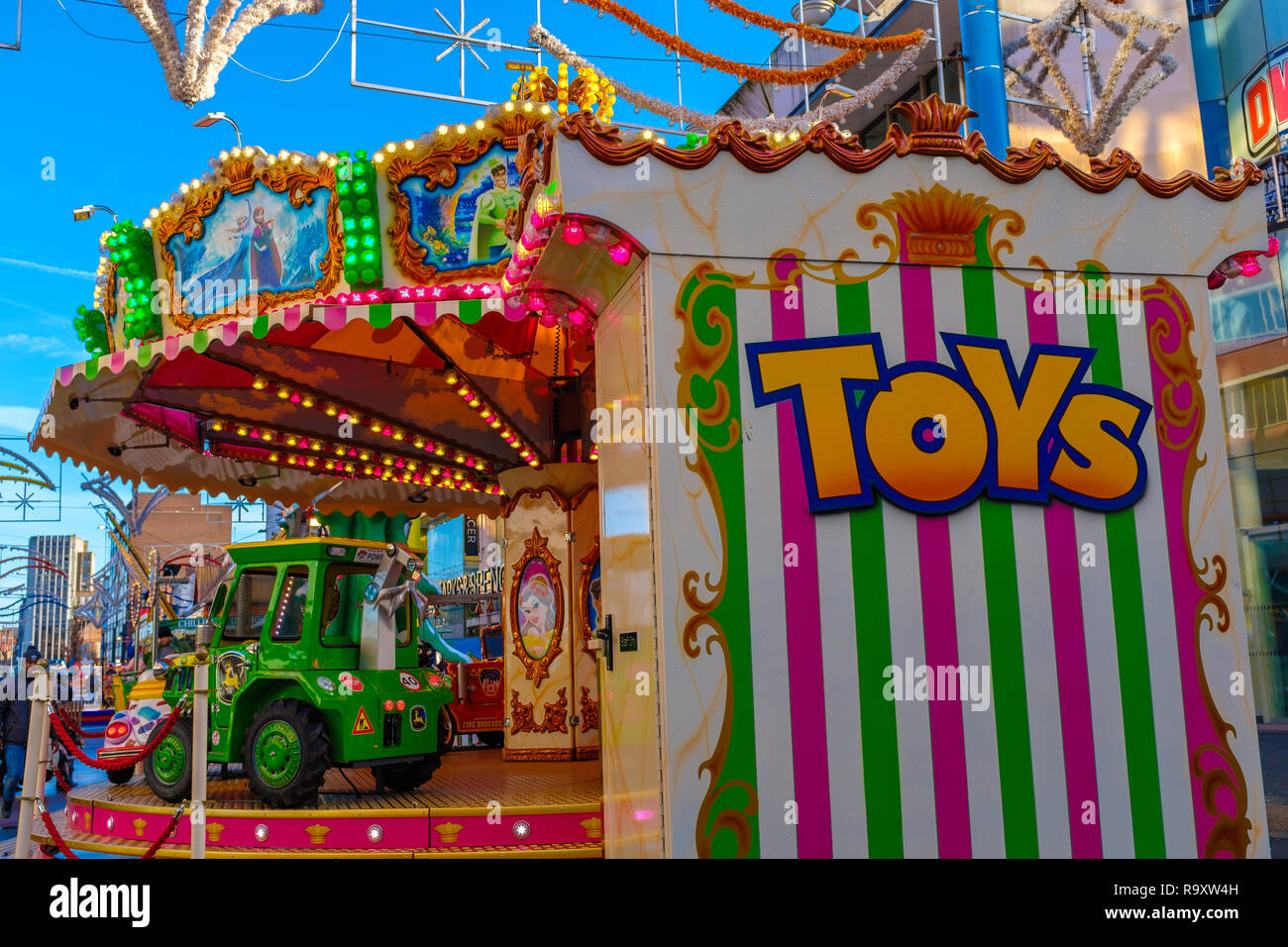 Fiera del divertimento nel centro della citta'. Foto Stock
