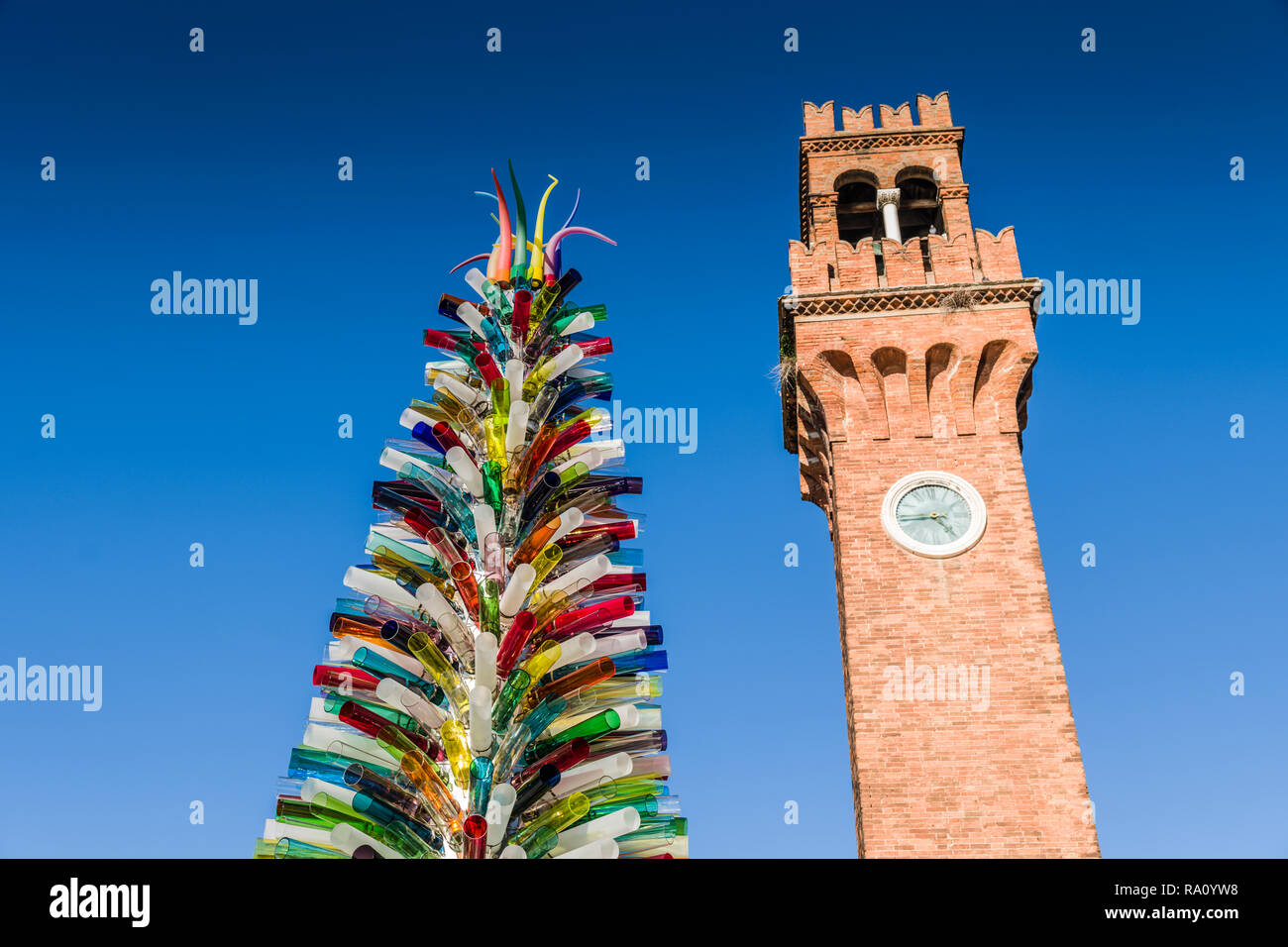 Vetro ad albero di Natale, Murano, Venezia, Italia. Foto Stock