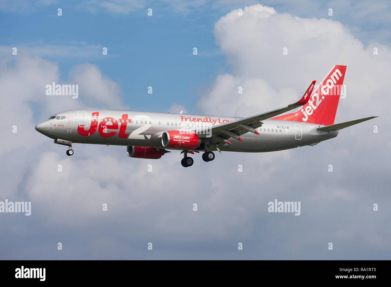 Barcellona, Spagna - 16 Settembre 2018: Jet2 Boeing 737-800 avvicinamento all Aeroporto El Prat di Barcellona, Spagna. Foto Stock