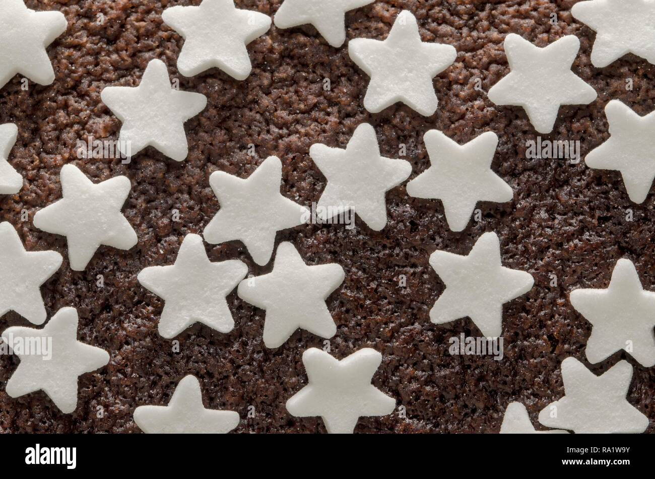 Torta al cioccolato con zucchero stelle Foto Stock