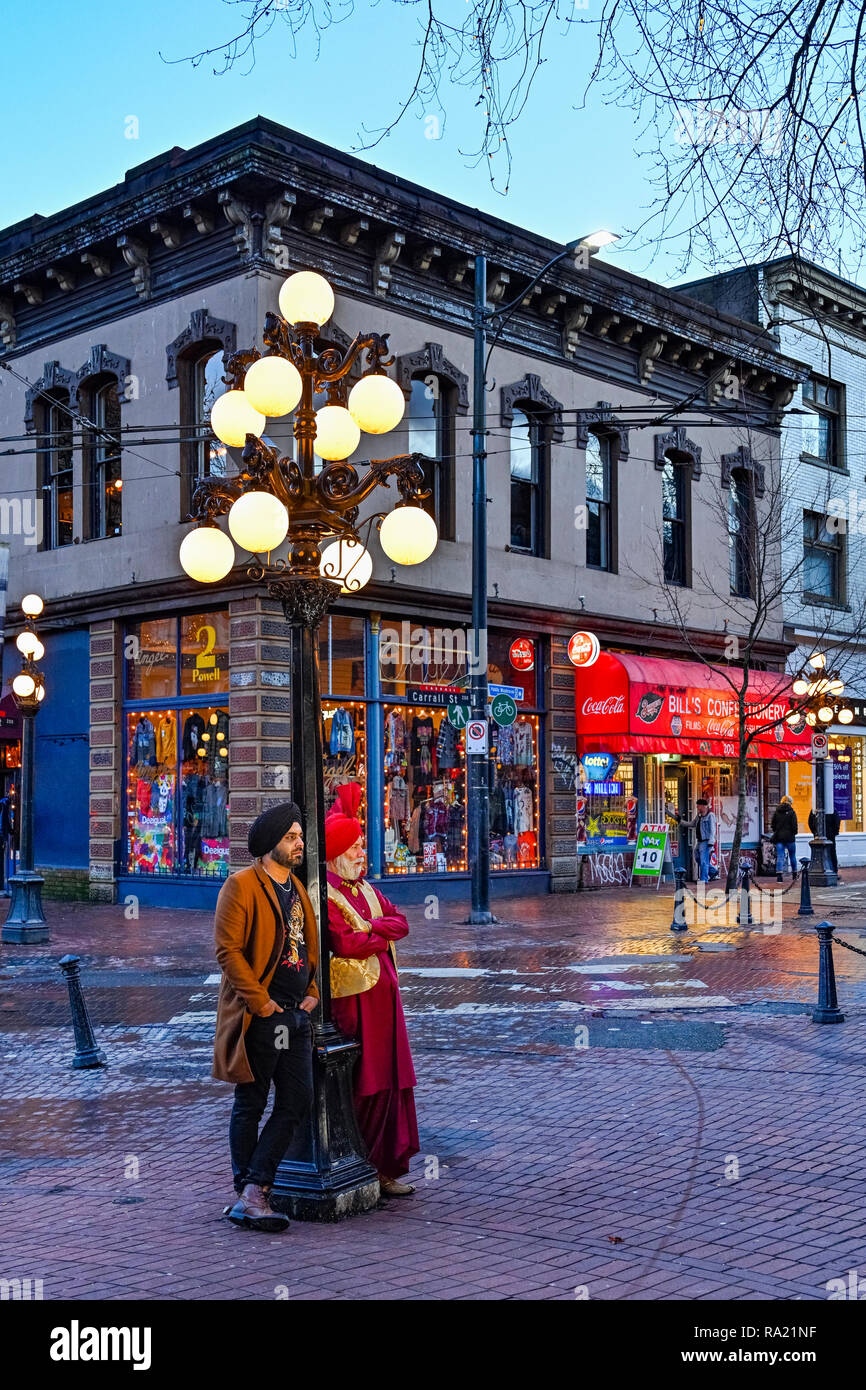 South Asian uomini con turbanti, Gastown, Vancouver, British Columbia, Canada Foto Stock