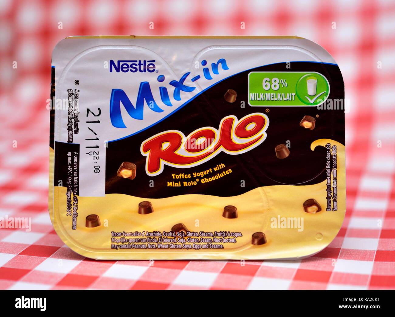 Nestle Rolo Dessert confezione al dettaglio Foto Stock