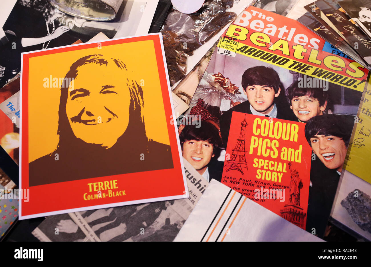 Precedentemente inedito foto datata 12/12/2018 del Beatles paraphernalia appartenenti a Terri Colman-Black sul display all'Irish Rock 'n' Roll Museum di Dublino. Foto Stock