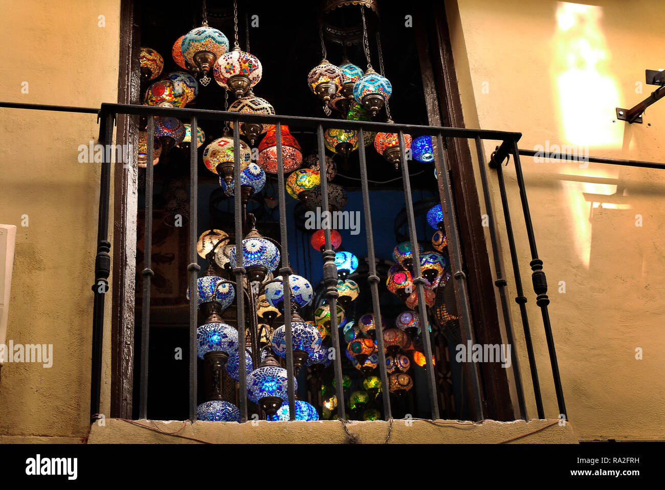Lampade marocchine in vendita a Granada, Spagna. Foto Stock