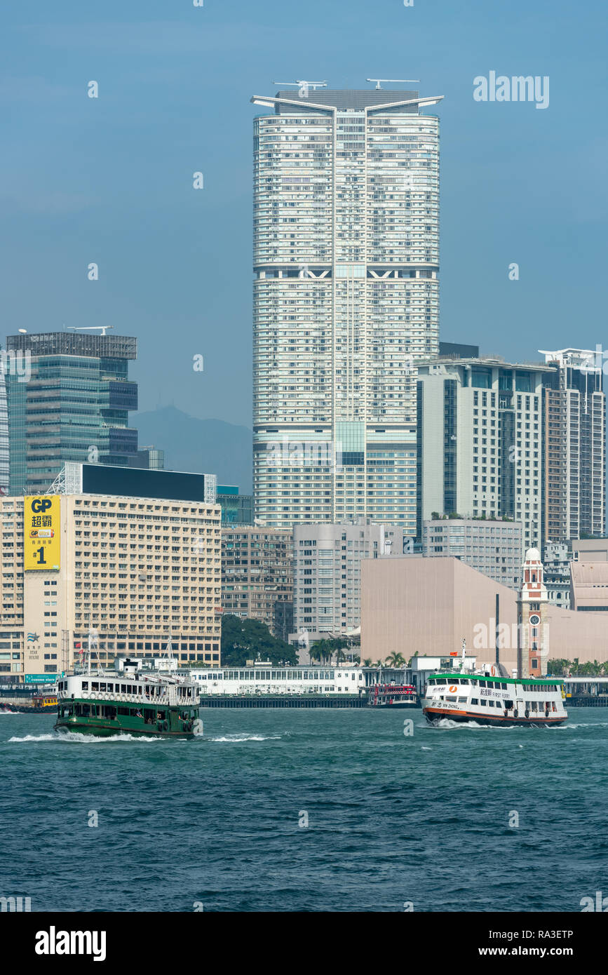 Il capolavoro hotel, mall e torre residenziale in Tsim Sha Tsui, Kowloon. Foto Stock