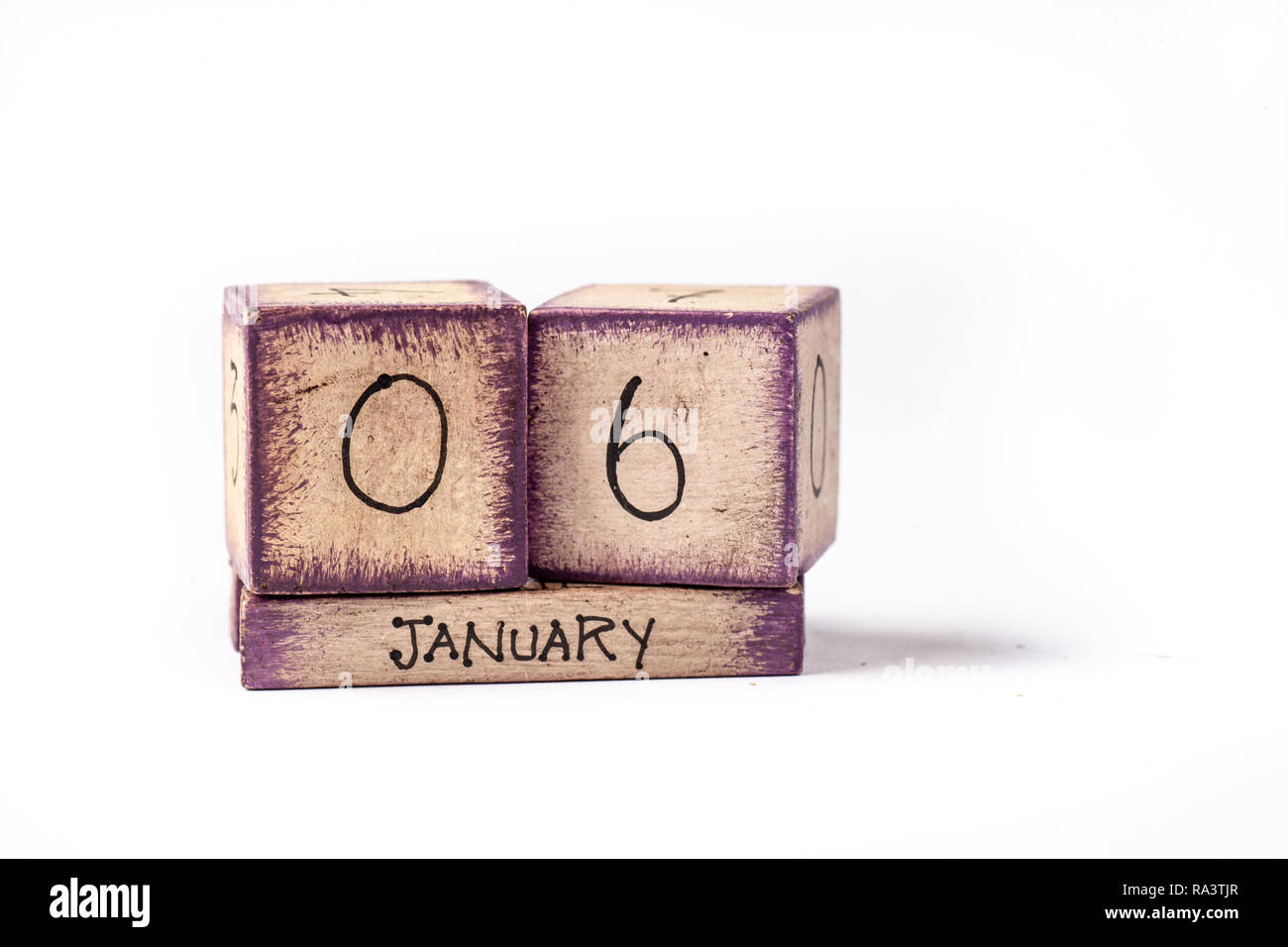 In legno colorato blocco calendario perpetuo che mostra il 6 gennaio Foto Stock