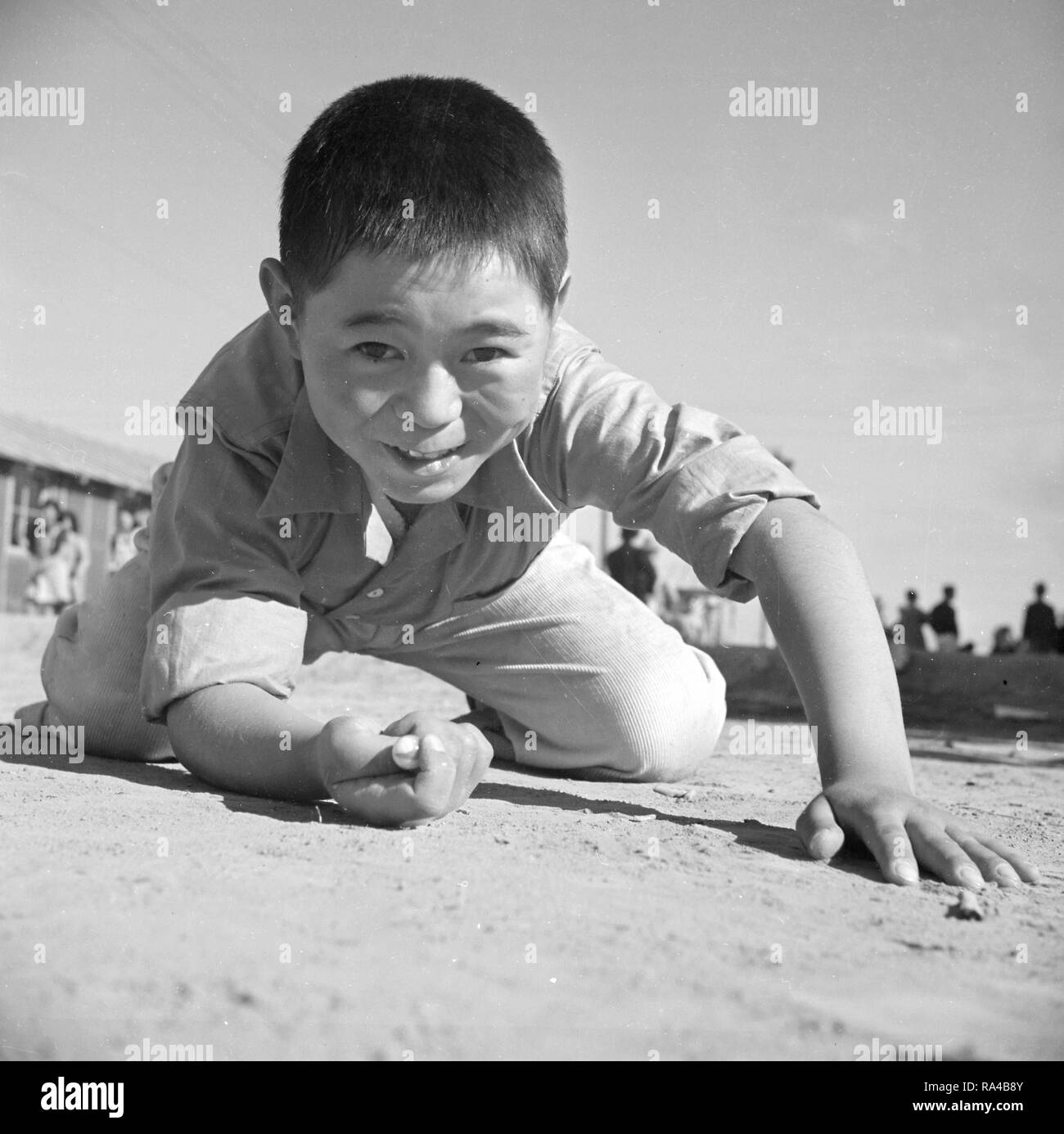 Poston, Arizona. Nuova Fiera anni champ in marmo, Jerry Osumi, età 11 1/2/1943 Foto Stock