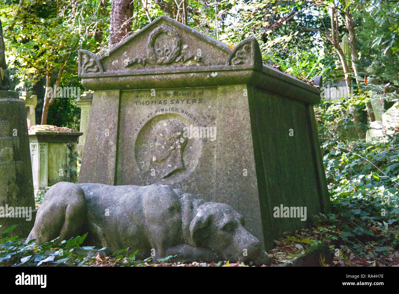 Tomba di Thomas Sayers boxe leggenda West Highgate cemetery Londra Inghilterra Foto Stock