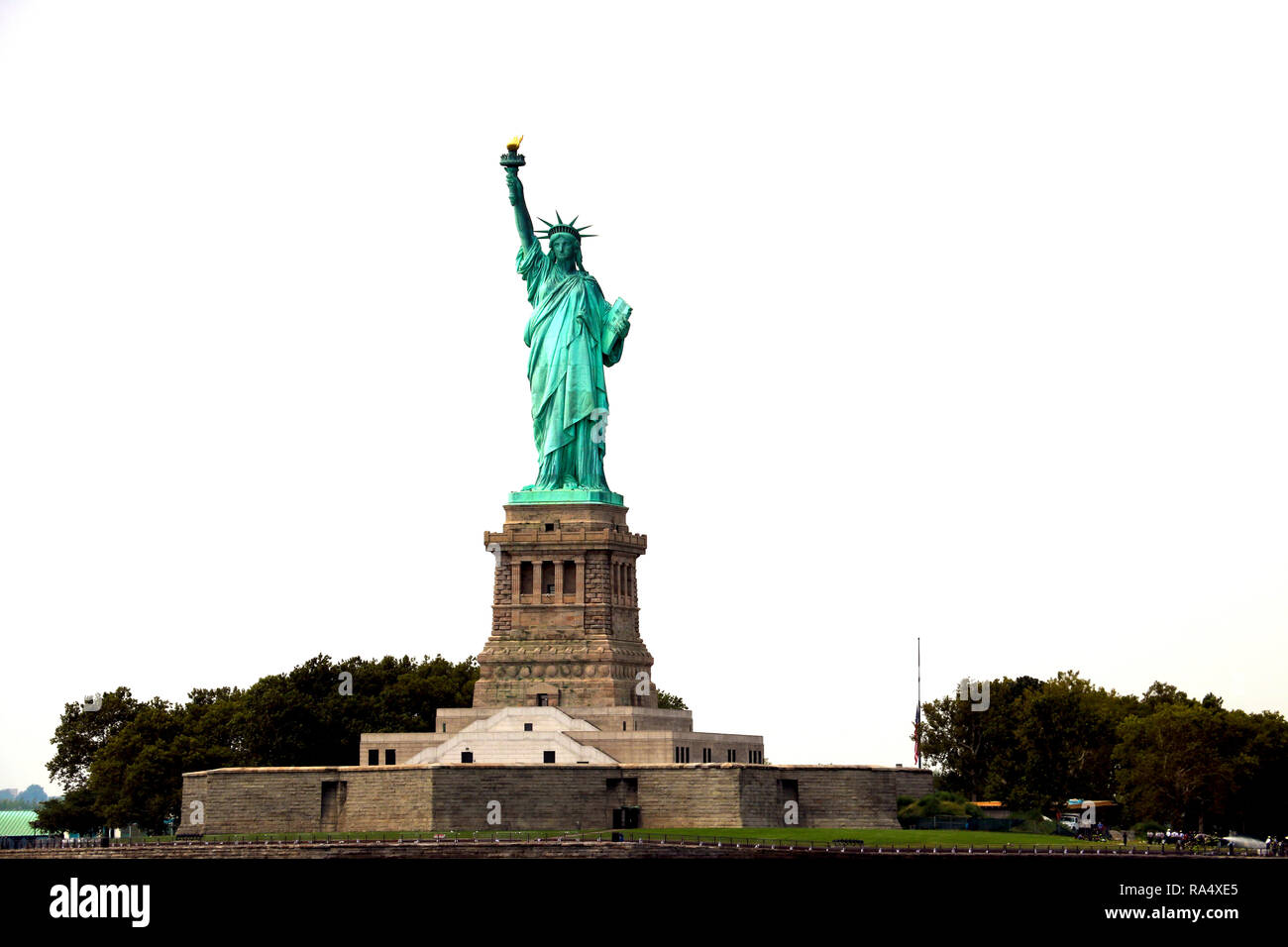 NEW YORK, Stati Uniti d'America - 31 agosto 2018: la Statua della Libertà su Liberty Island nel porto di New York, Stati Uniti d'America. È stato progettato da scultore francese Fr d ric Auguste Foto Stock