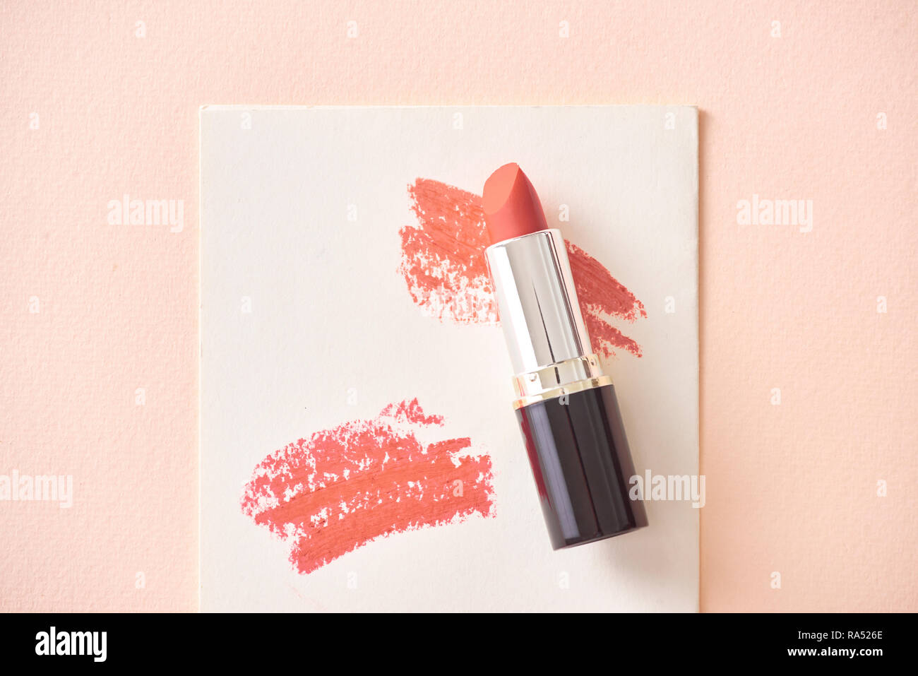 Impostare il colore di rossetti. I colori di rossetto. Bellezza e cosmesi sfondo.Fashion rossetto. Foto Stock