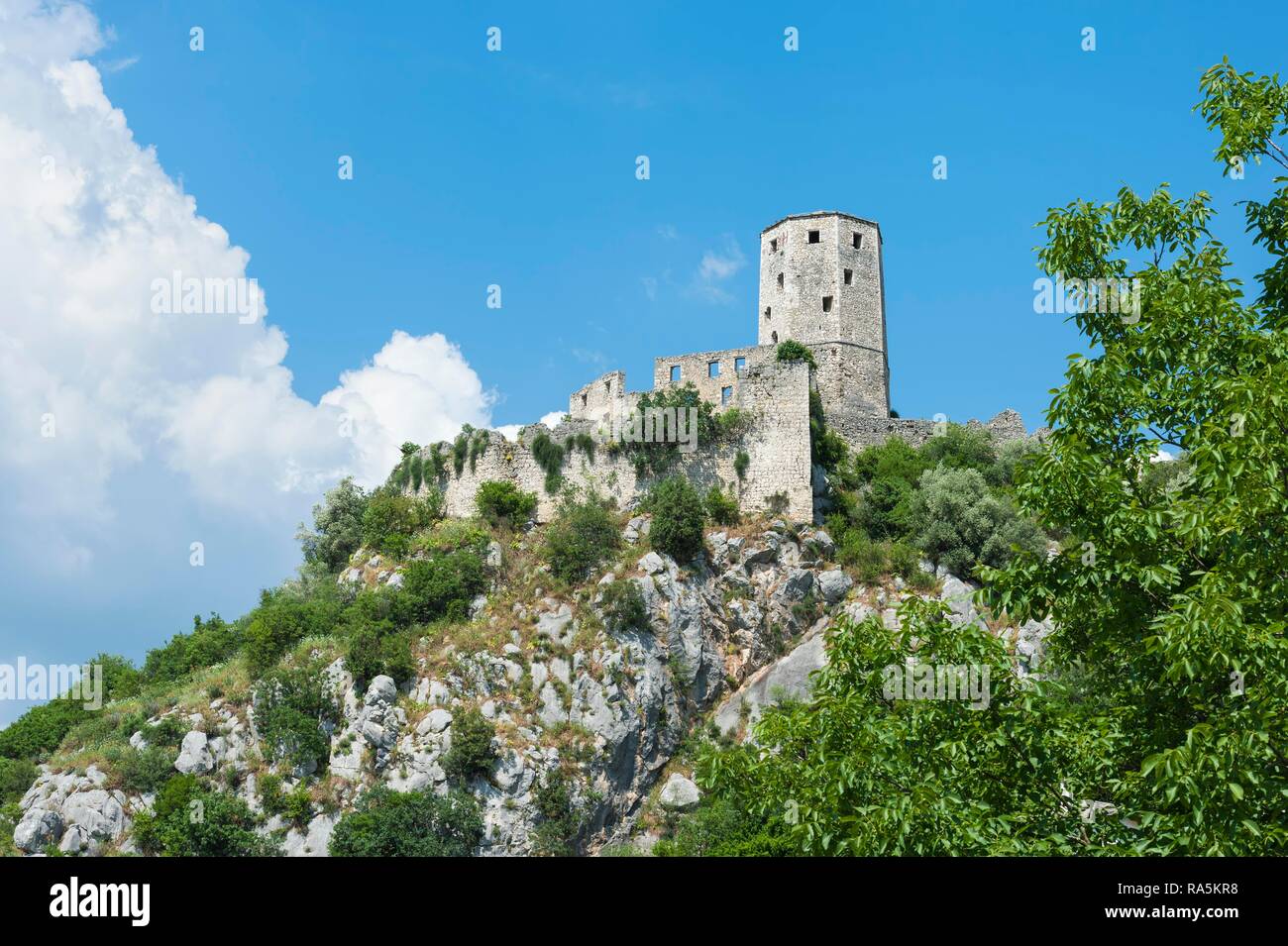 Cittadella medievale rovine di Pocitelj, Bosnia Erzegovina Foto Stock