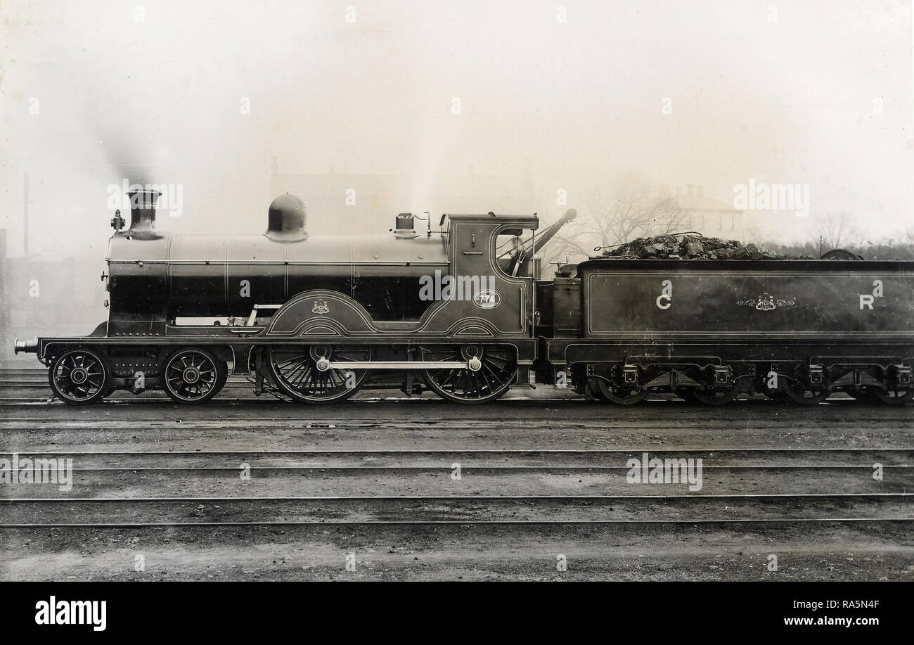 Caledonian Railway Dunalastair 2 4-4-0 locomotore No.774 Foto Stock