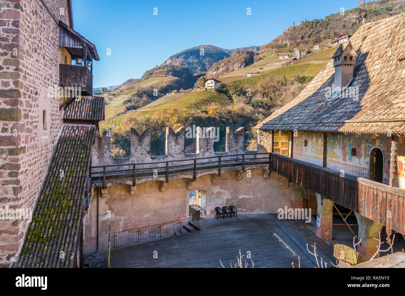 Castel Roncolo vicino a Bolzano, nella regione del Trentino Alto Adige, in Italia. Foto Stock