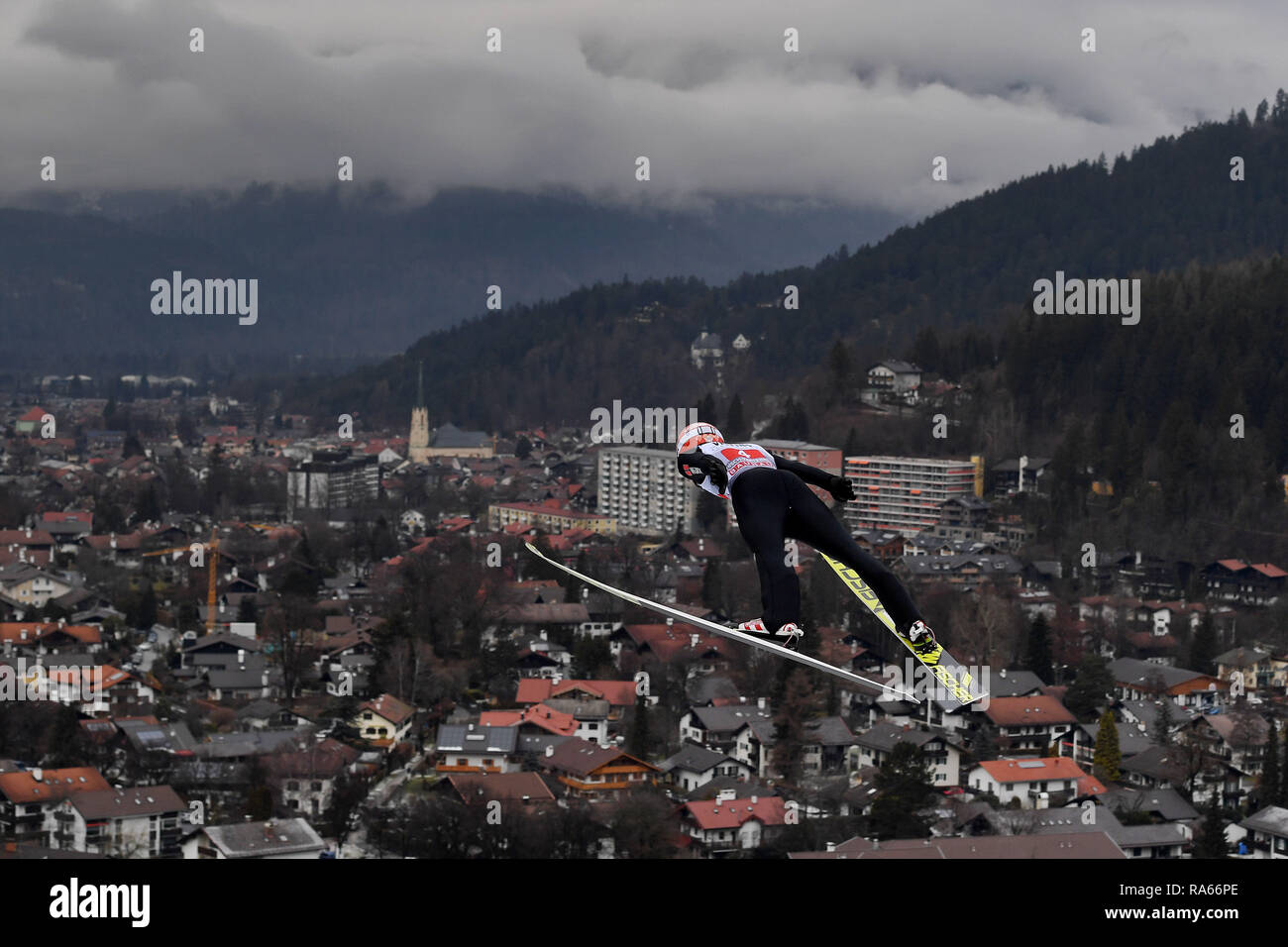 Markus EISENBICHLER (GER), azione, saltare su di Garmisch Partenkirchen, ski jumping, 67th International Torneo delle quattro colline 2018/19. Nuovo Anno di saltare a Garmisch Partenkirchen su 01.01.2019. | Utilizzo di tutto il mondo Foto Stock