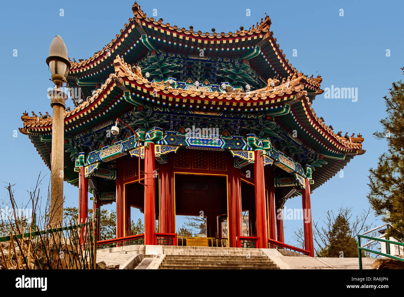 Cancello anteriore dal Parco Jingshan Pechino CINA Foto Stock