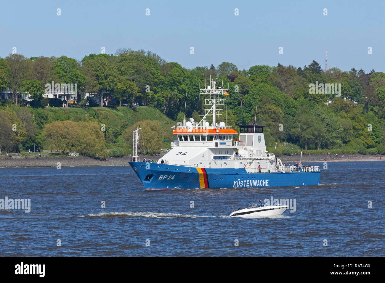 La guardia costiera della barca, 826. port compleanno, Finkenwerder, Amburgo, Germania Foto Stock
