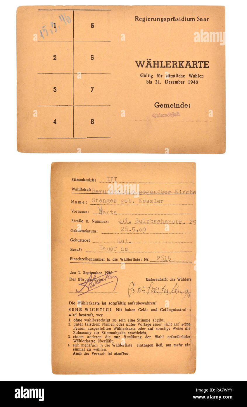 La registrazione degli elettori card da Quierschied nella Saar. "Valido per tutte le elezioni fino al 31 dicembre 1948' appartenne a Bertha Stenger (nee Kessler Foto Stock