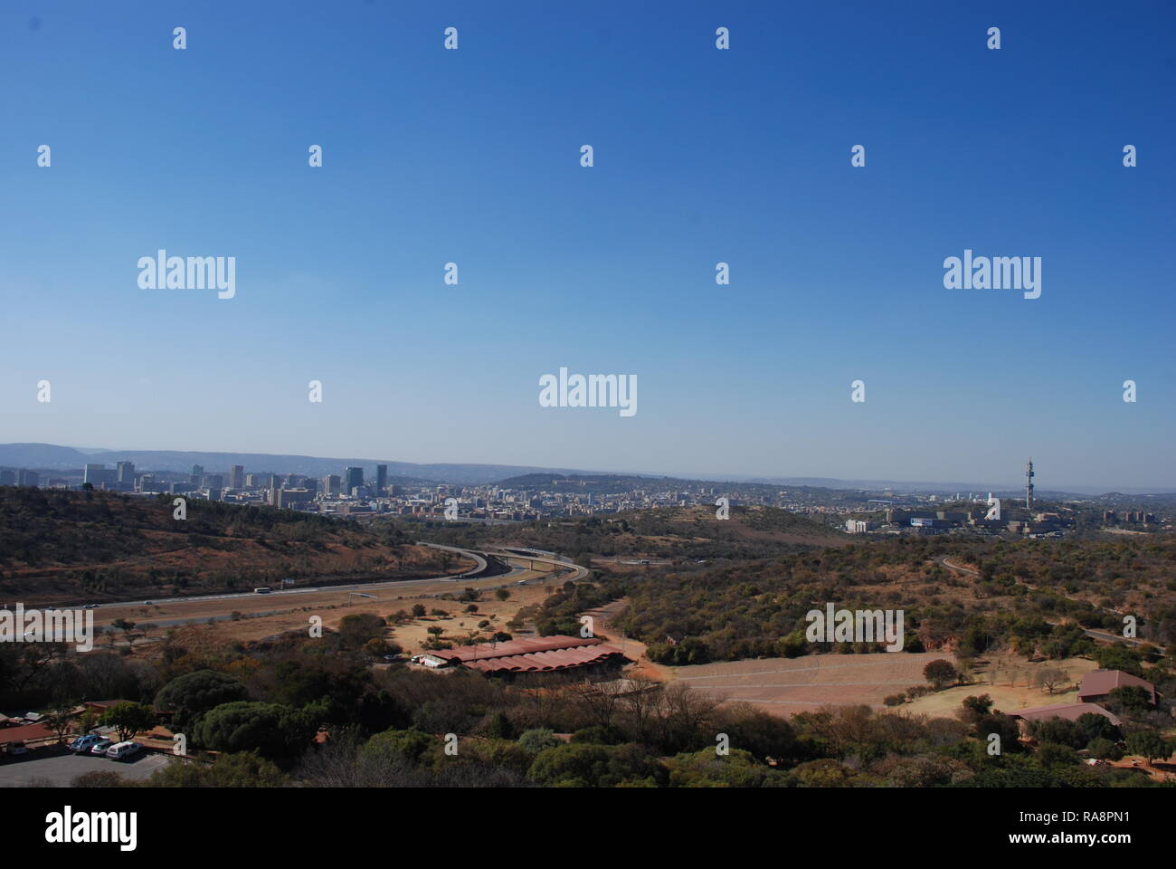 Vista di Pretoria dalla sommità del Monumento Voortrekker in Sud Africa Foto Stock