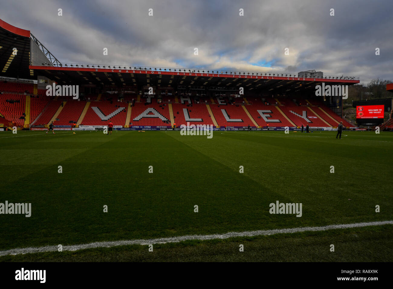 Il 1 gennaio 2019, la valle, Charlton, Inghilterra; EFL lega 1, Charlton vs Walsall ; Valle la casa di Charlton Athletic FC Credito: Phil Westlake/News immagini English Football League immagini sono soggette a licenza DataCo Foto Stock