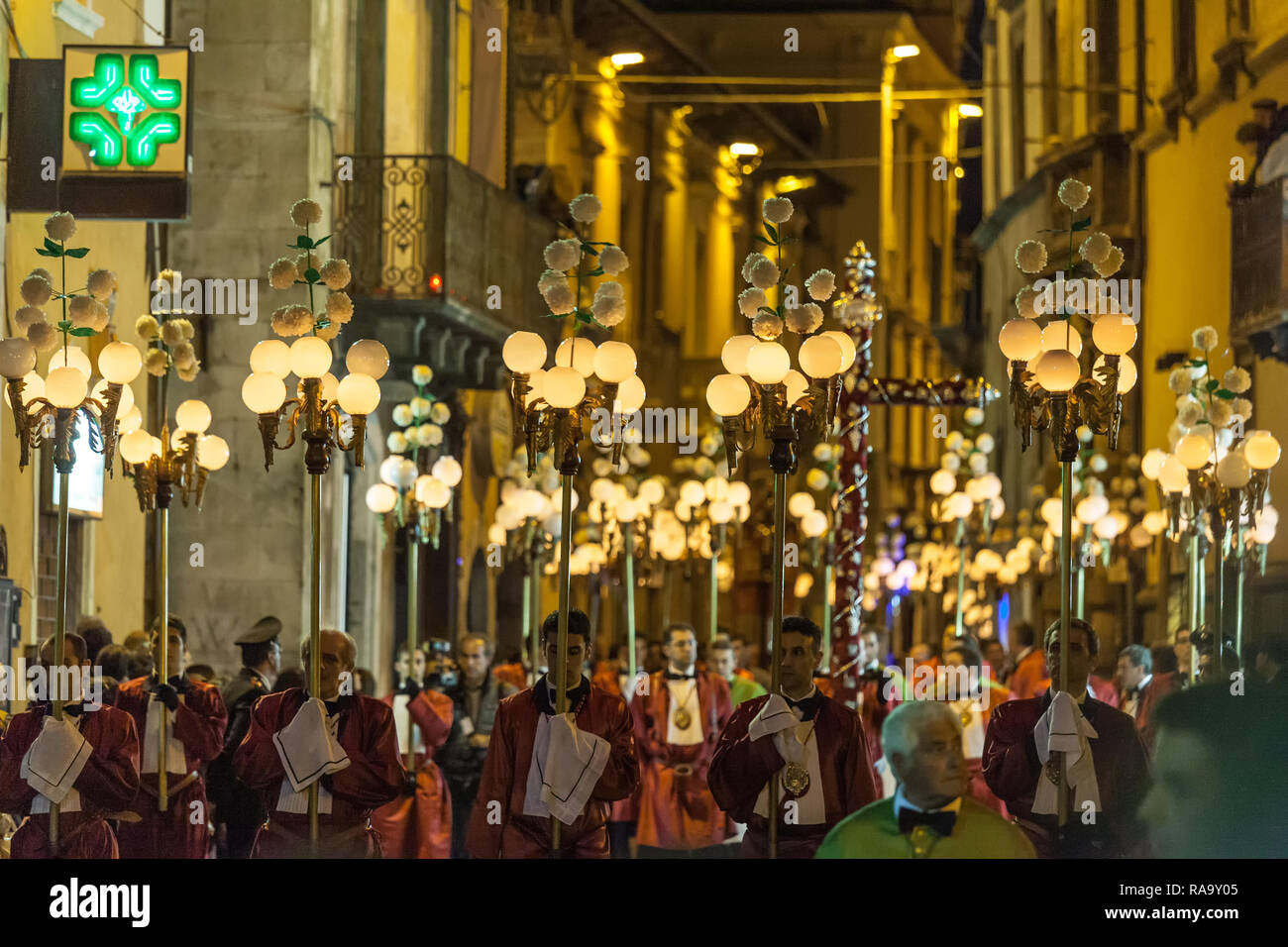 Pasqua processione del Venerdì santo. Sulmona, Abruzzo Sulmona Foto Stock