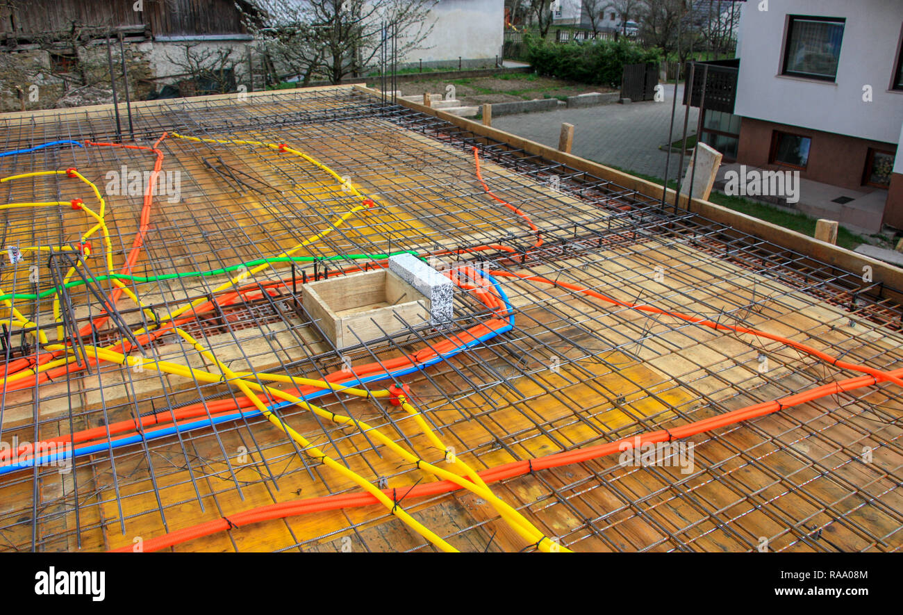 Struttura di fondazione blu con tubi di plastica Foto Stock
