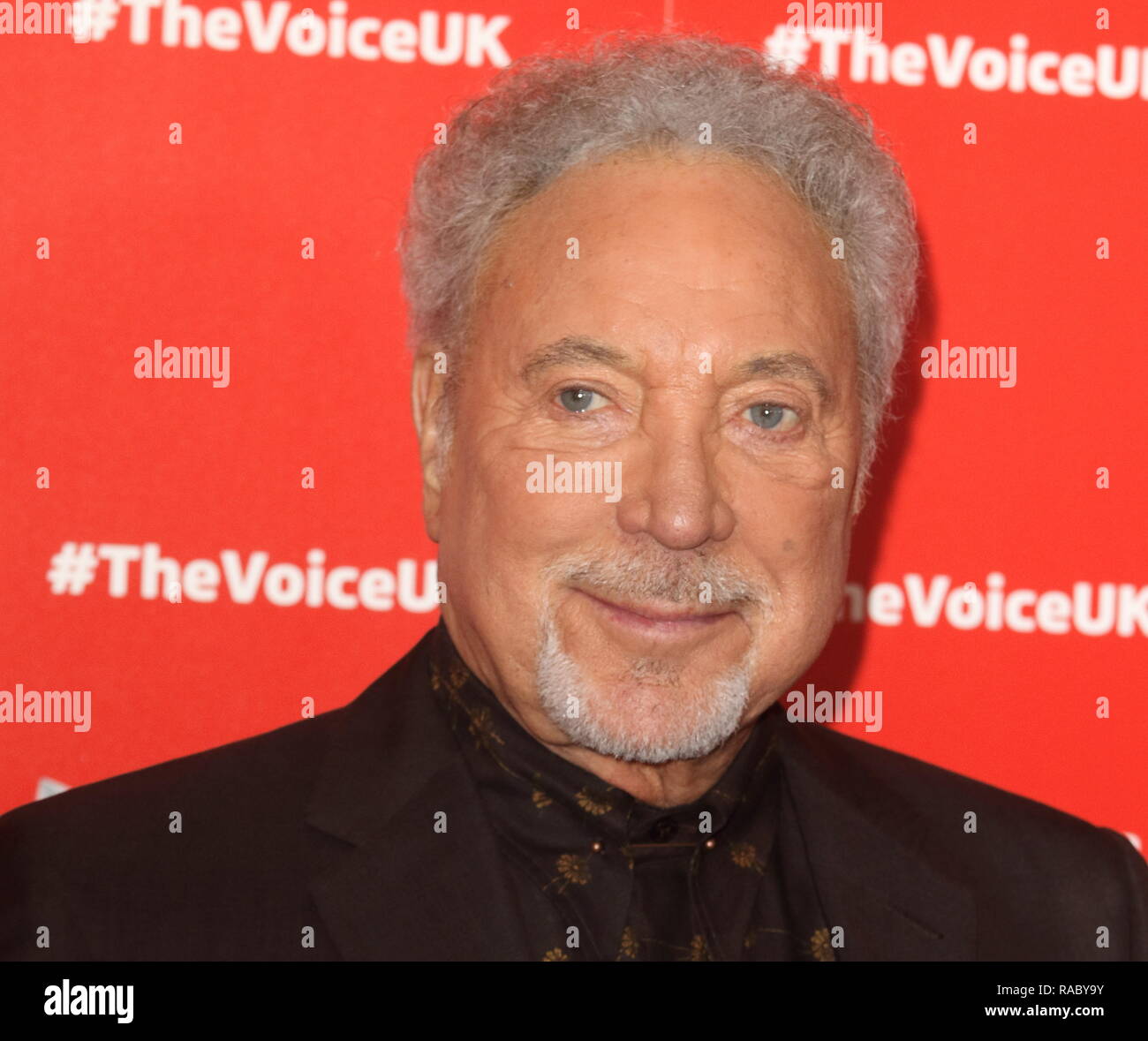 Londra, Regno Unito. 3 gennaio, 2019. Sir Tom Jones presso la voce UK TV show di lancio in Hotel W, Leicester Square. Credito: Keith Mayhew/SOPA Immagini/ZUMA filo/Alamy Live News Foto Stock