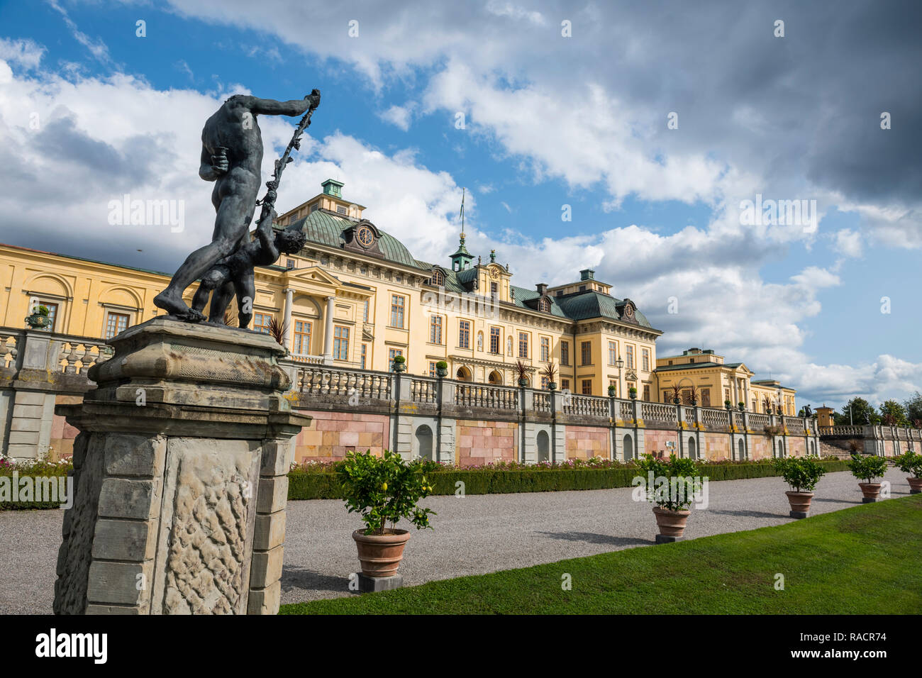 Il Castello di Drottningholm, Sito Patrimonio Mondiale dell'UNESCO, Stoccolma, Svezia, Scandinavia, Europa Foto Stock