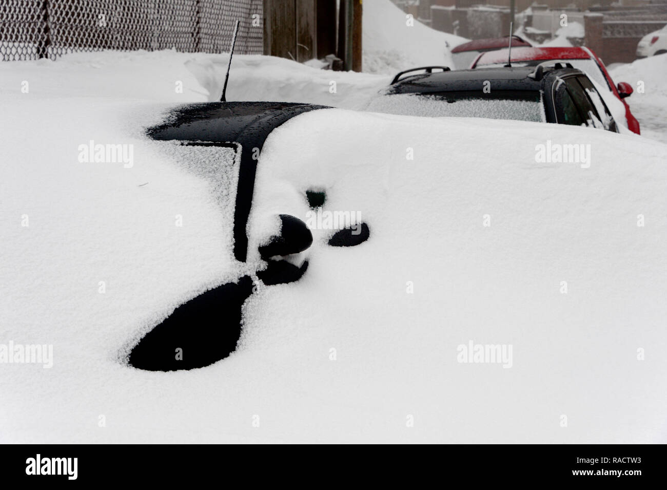 Un blizzard colpisce la città di Brynmawr a Blaenau Gwent, Wales, Regno Unito, Europa Foto Stock