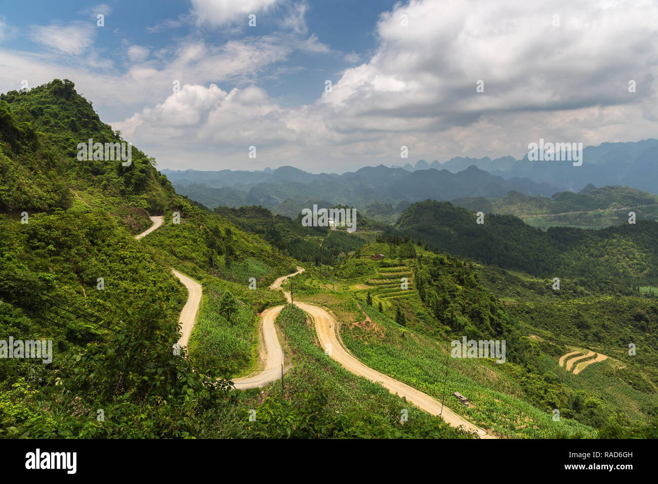 Extreme Winding Road, Ha Giang Loop, Ha Giang Provincia, Vietnam Asia Foto Stock