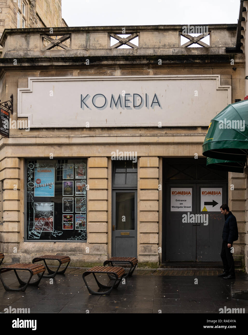Bath, Regno Unito - 13 Ottobre 2018: l'ingresso Komedia comedy club in Westgate St Foto Stock