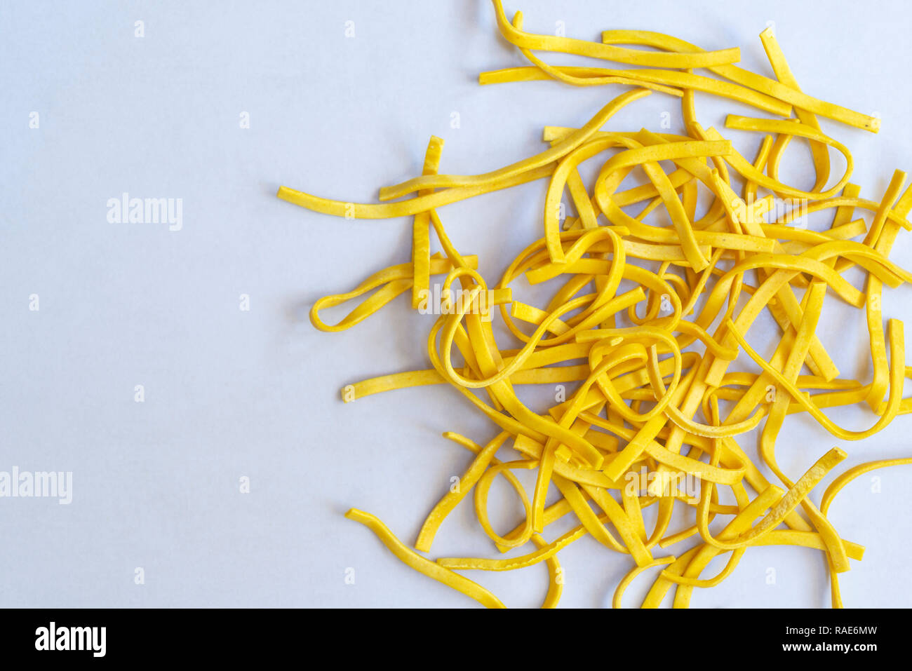 Gli Scialatielli al limone pasta secca Foto Stock
