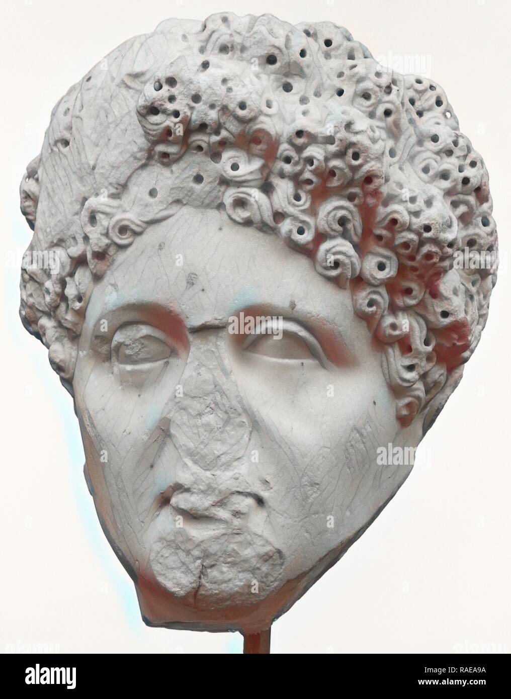 Testa di una matrona, Impero romano, inizio del II secolo A.D, marmo Italiano, 28 cm (11 in.). Reinventato da Gibon. Classic reinventato Foto Stock