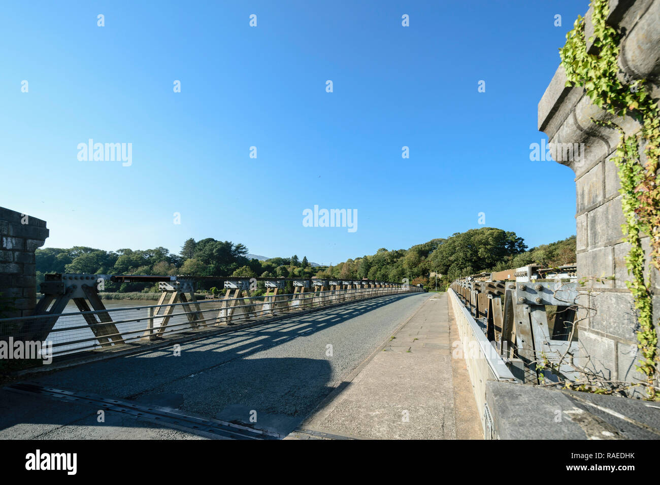 Pont Tal y Cafn ponte sul fiume Conwy Galles del Nord Foto Stock