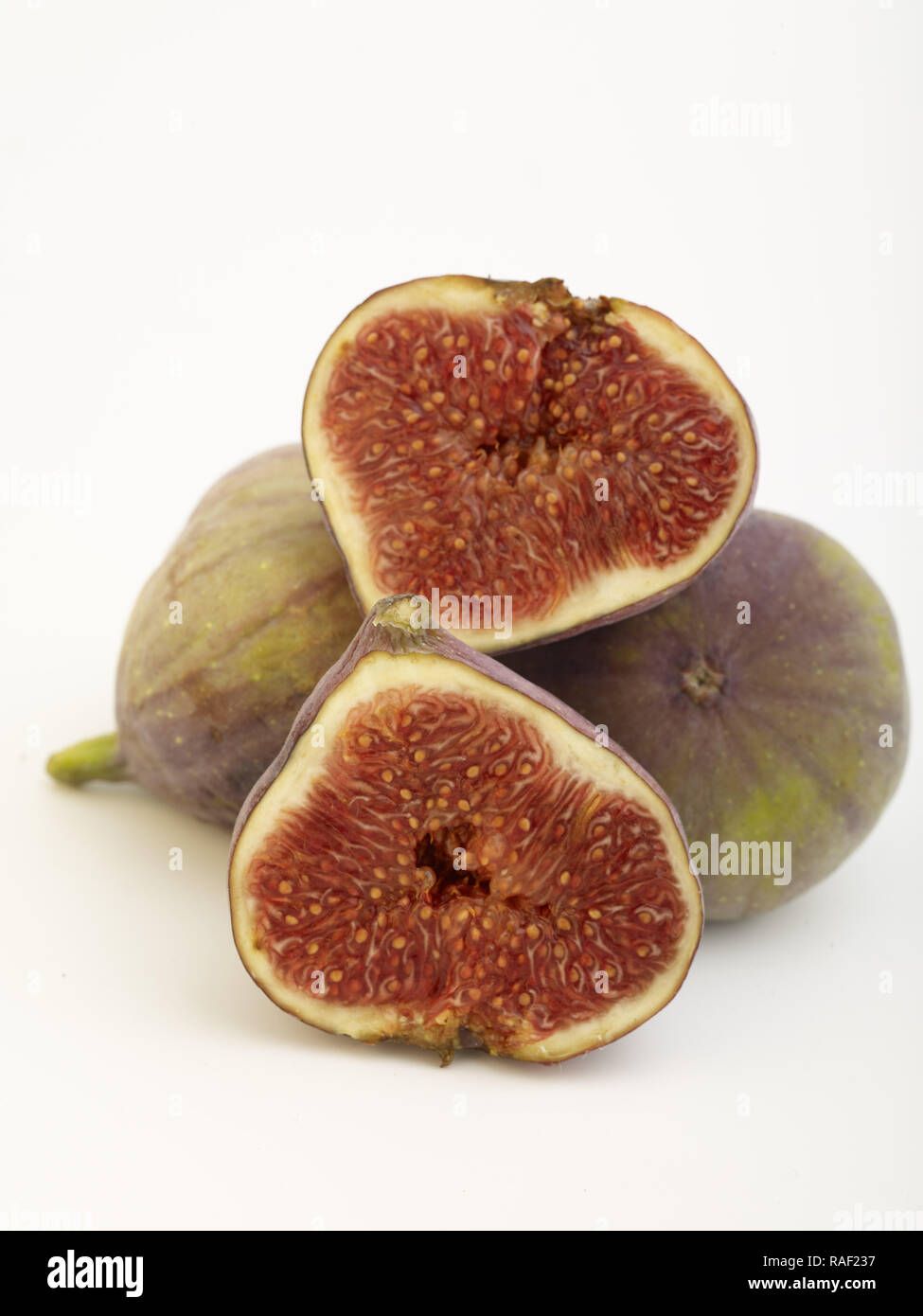Fig frutto contro uno sfondo bianco, cibo still-life fotografia Foto Stock